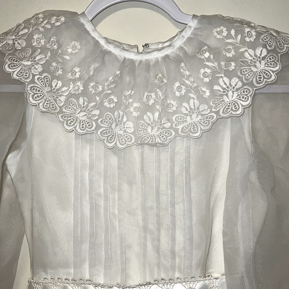 Girls vintage sheer special occasion lace classic dress with sash size 12 - Picture 3 of 7